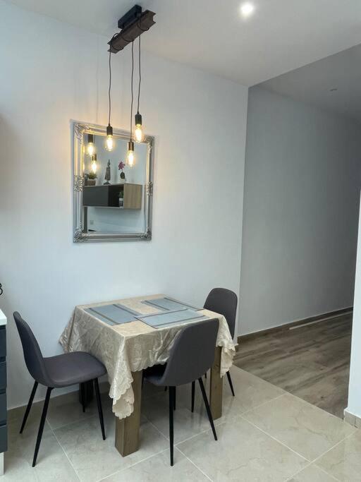 New Two Bedroom Flat Kamila On A Dwell Sliema Kültér fotó