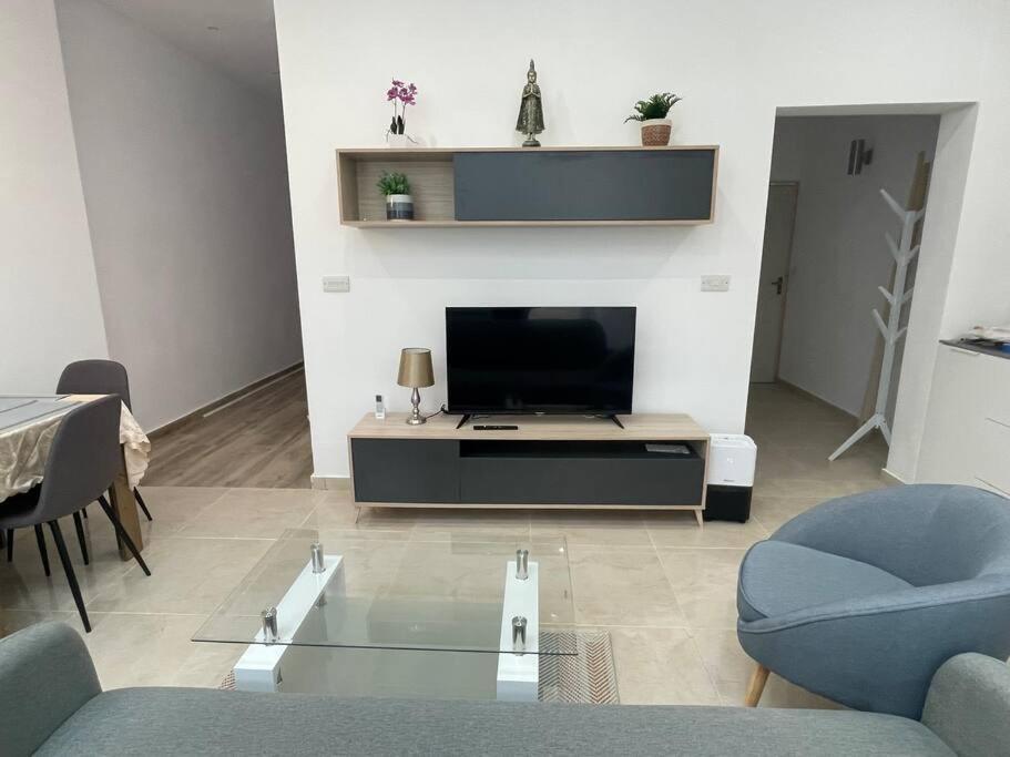 New Two Bedroom Flat Kamila On A Dwell Sliema Kültér fotó
