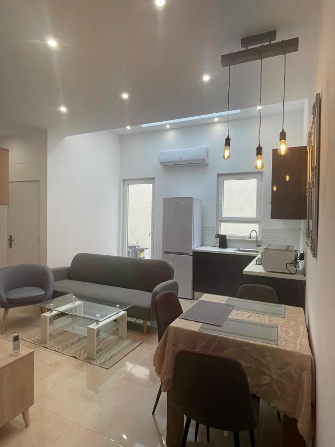 New Two Bedroom Flat Kamila On A Dwell Sliema Kültér fotó