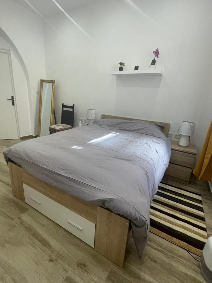 New Two Bedroom Flat Kamila On A Dwell Sliema Kültér fotó